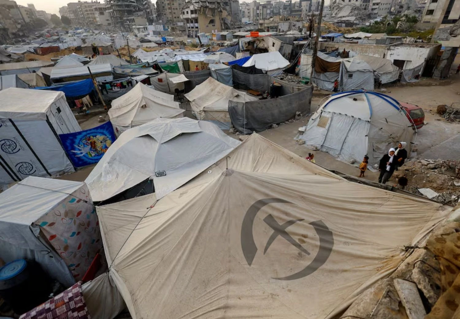 Humanitarian crisis deepens in Gaza: tents wear out, food scarce ahead of winter