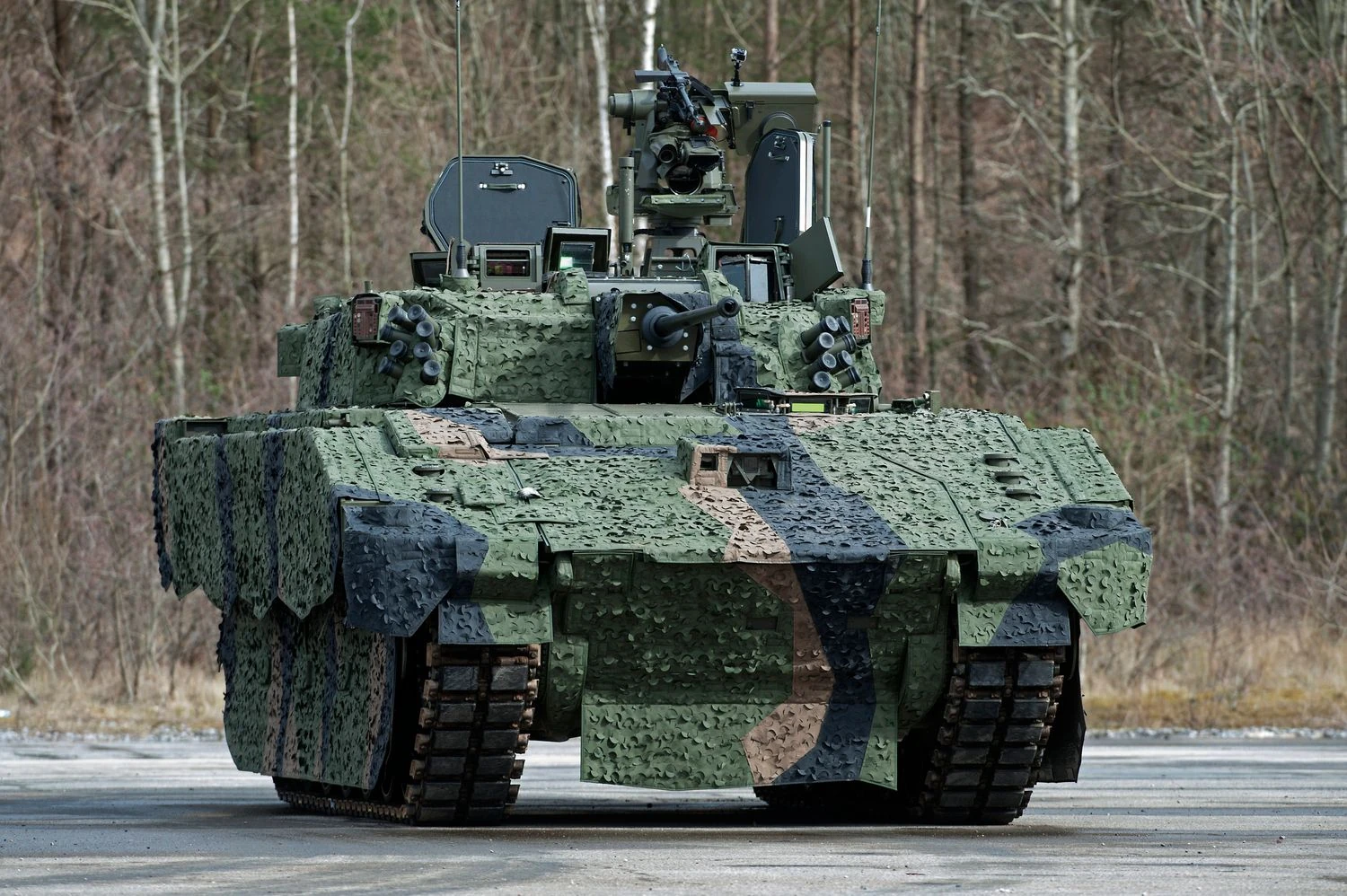 British Army announces first delivery of Ajax armored vehicles - eight years late