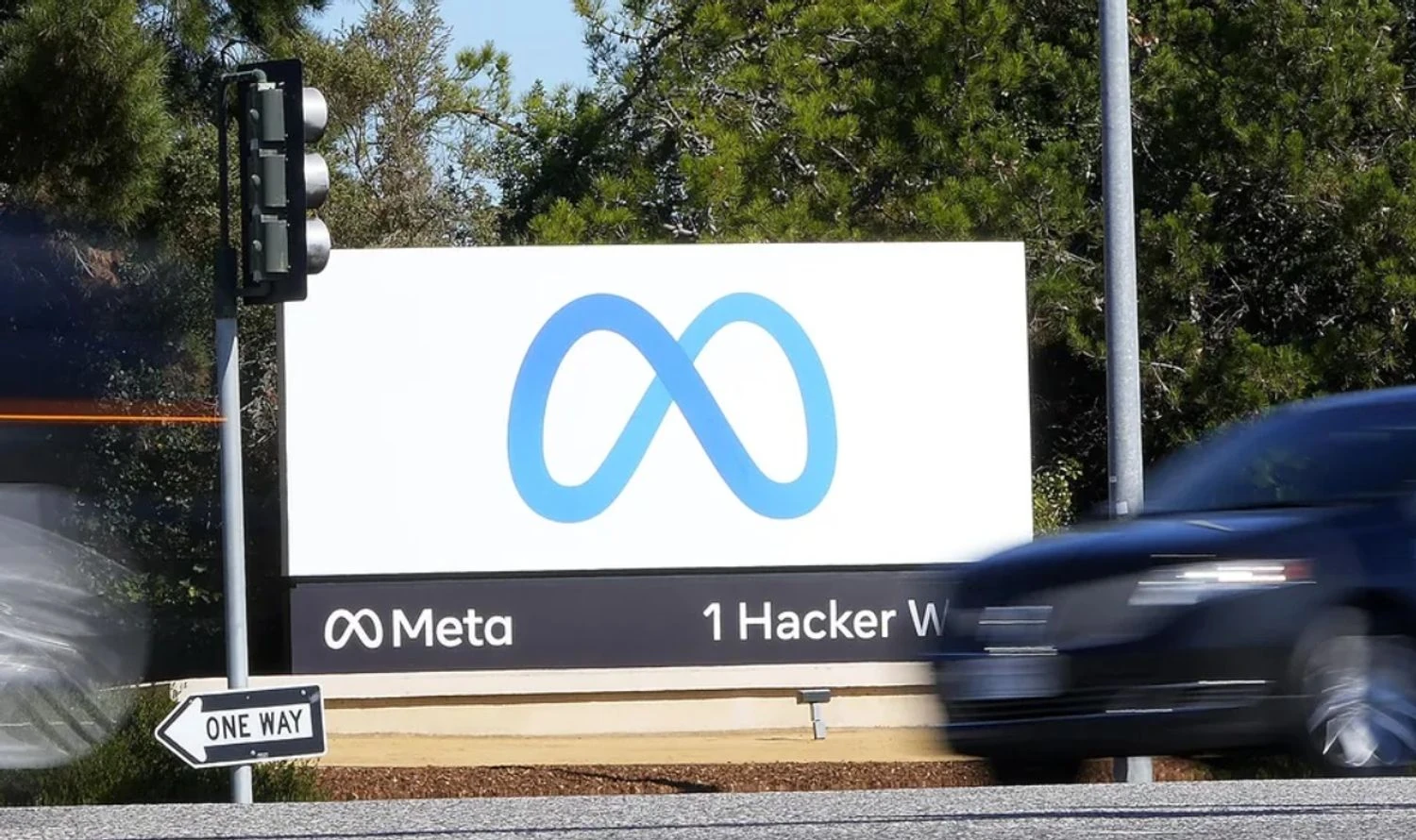 Meta earns billions from fraudulent ads: Reuters reveals details of internal documents