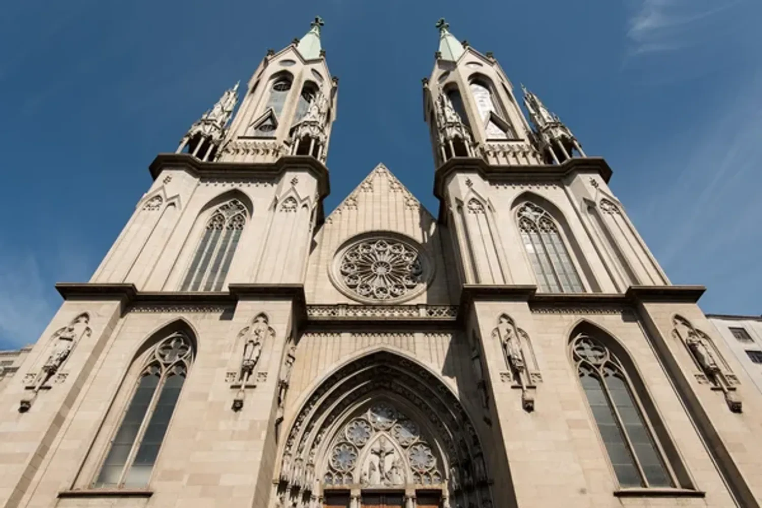 Найбільша протестантська церква Північної Ірландії перебуває під кримінальним розслідуванням