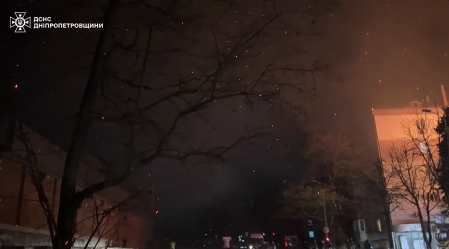 Russia attacked the railway: a railway worker was injured in Kharkiv region, a depot, a repair shop and a station in Dnipro were damaged