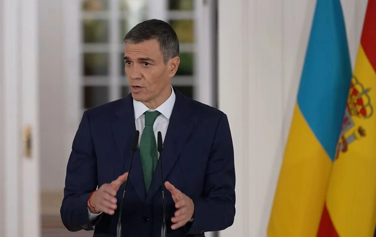 Іспанія передасть Україні 40 зенітних ракет для систем ППО - Зеленський