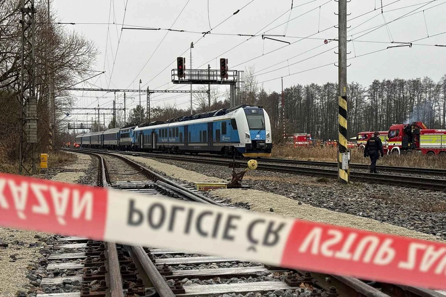 Two trains collide in the Czech Republic: dozens injured, police investigating accident