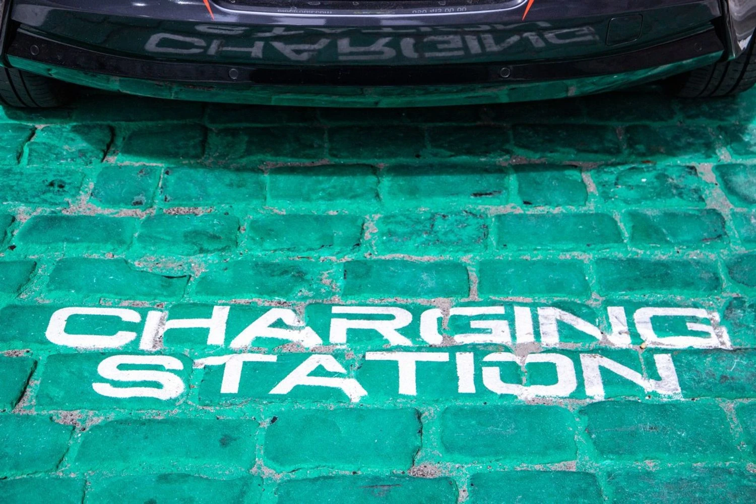 Where in Ukraine do they buy the most electric cars and which models are bestsellers in the regions - new data