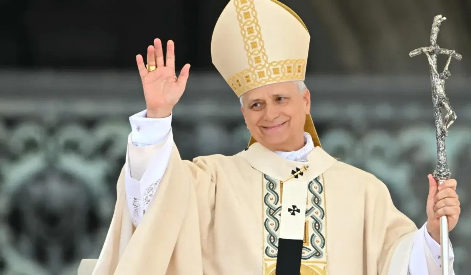 Pope Leo embarks on first foreign trip to call for peace in Turkey and Lebanon