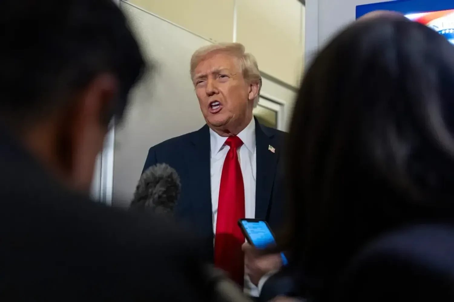 "We'll start doing it soon": Trump announced a "land stop" for Venezuelan drug traffickers