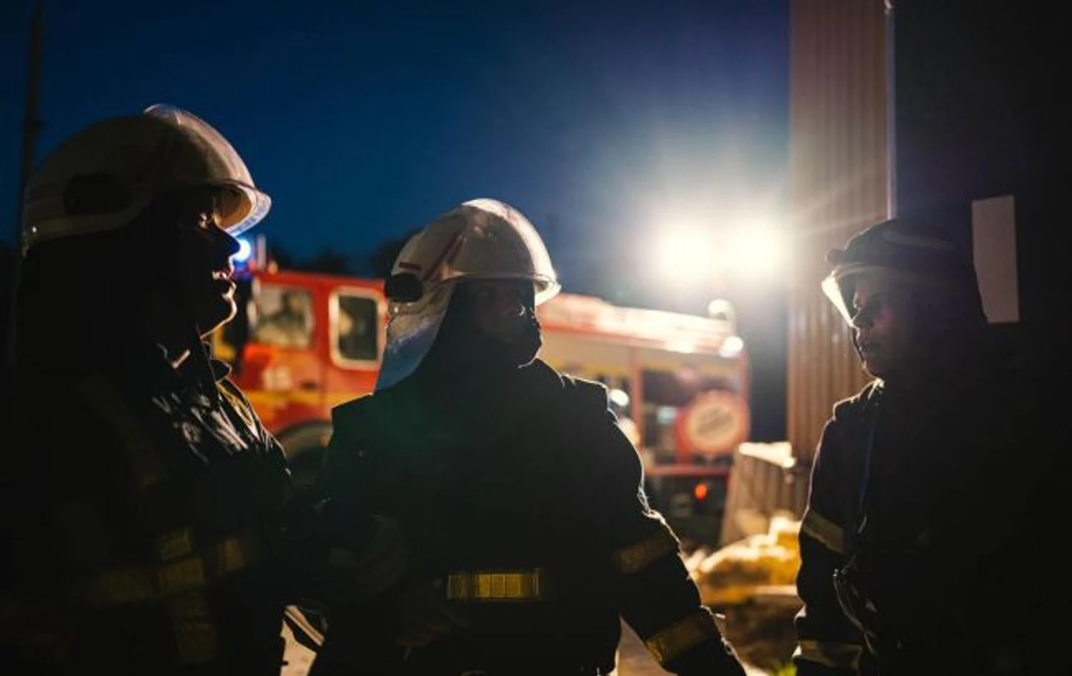 Наслідки комбінованої атаки на Київ: пошкоджено житлові будинки, 7 постраждалих, серед них дитина