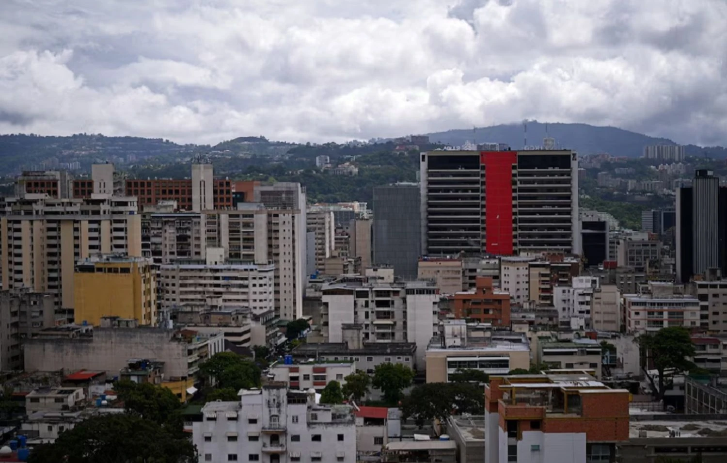 US closes airspace over Venezuela: Caracas responds