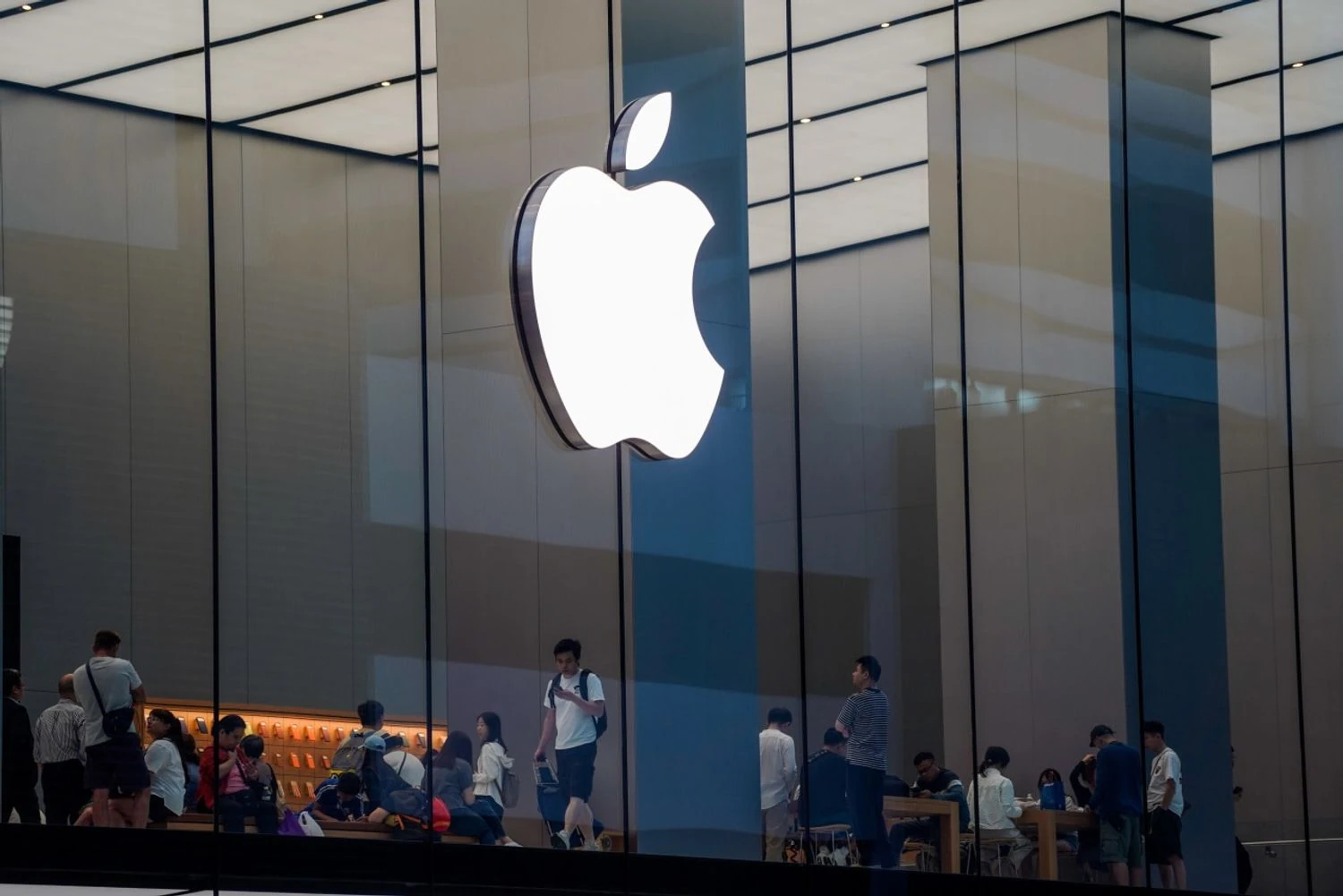 Apple is undergoing its biggest personnel reshuffle in decades: four top executives have left the company