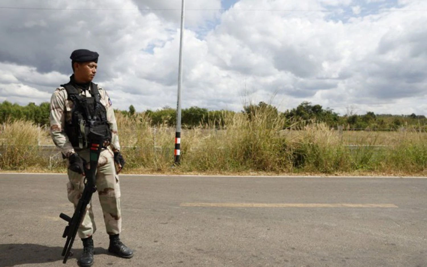 Thailand imposes curfew in coastal areas bordering Cambodia