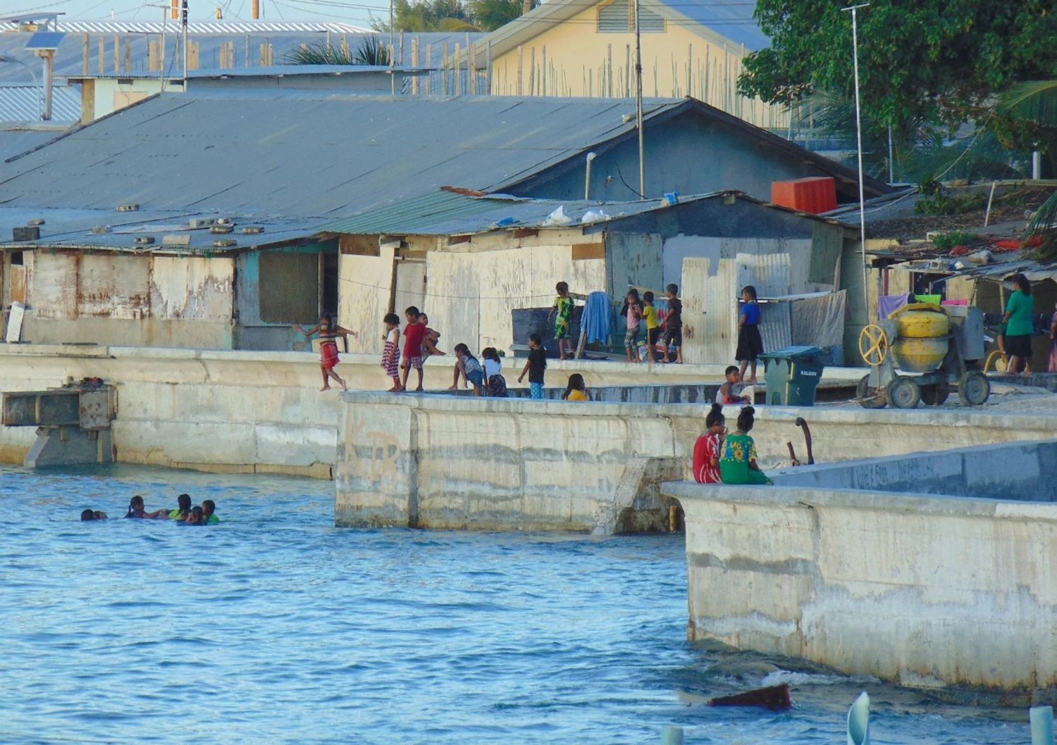 Marshall Islands to be the first in the world to pay all citizens $200 quarterly
