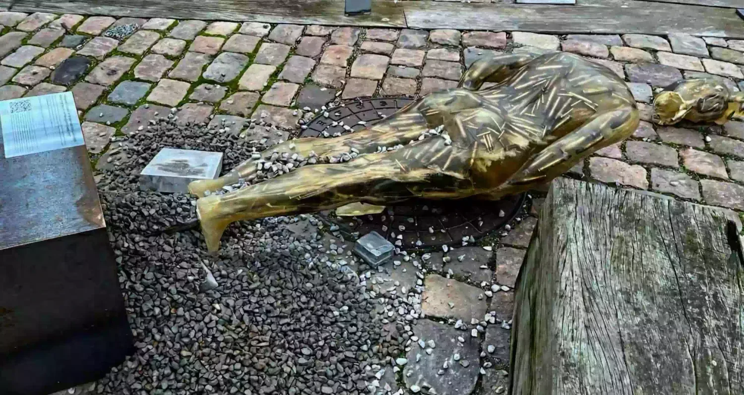 In Denmark, a vandal destroyed sculptures by Ukrainian artist Maria Kulikovska