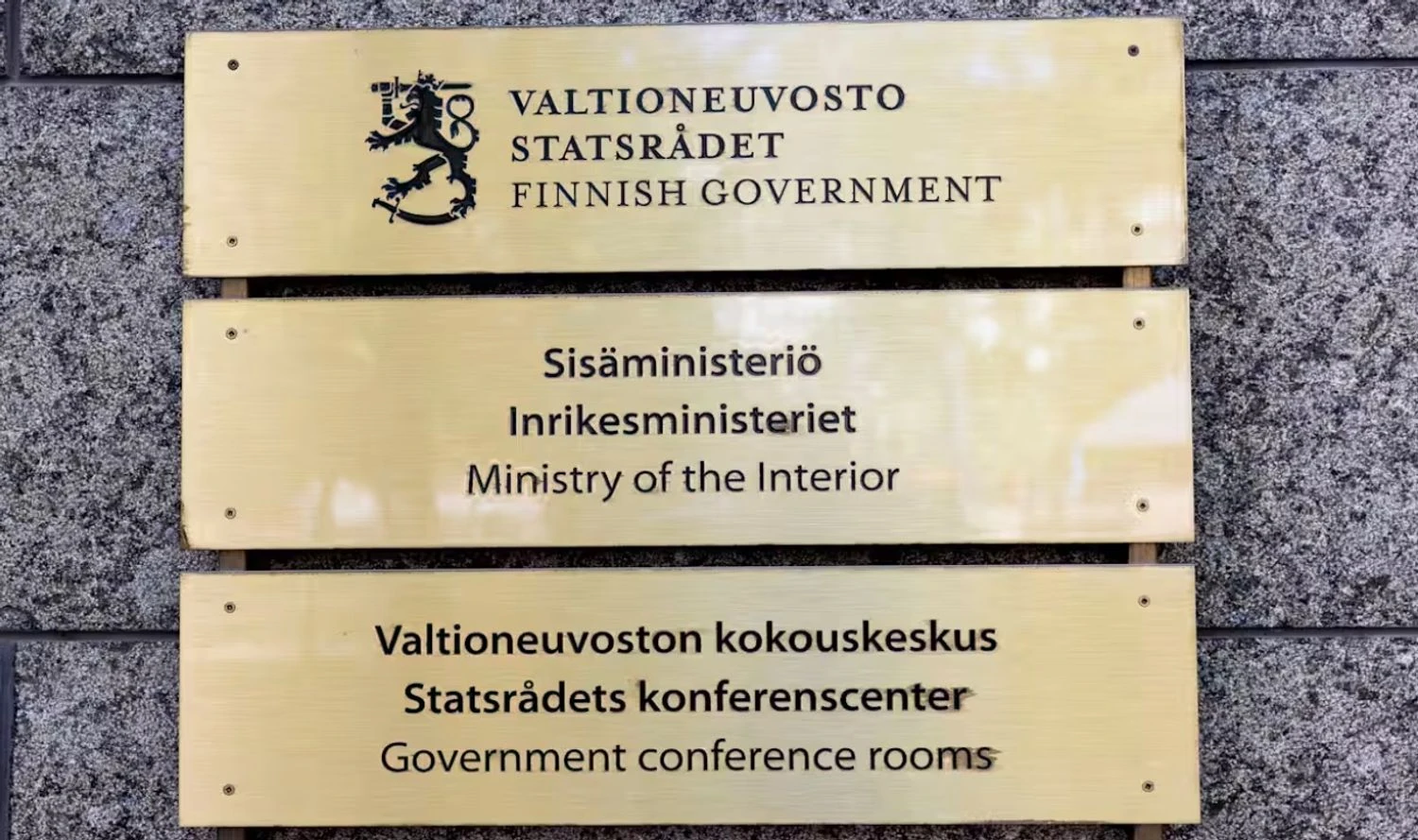 Finland radically tightens rules for obtaining permanent residence permits from 2026