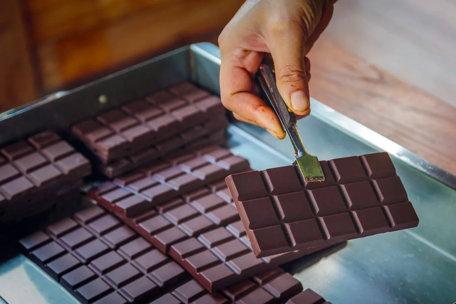 Theobromine in coffee and chocolate slows down cellular aging: new research results