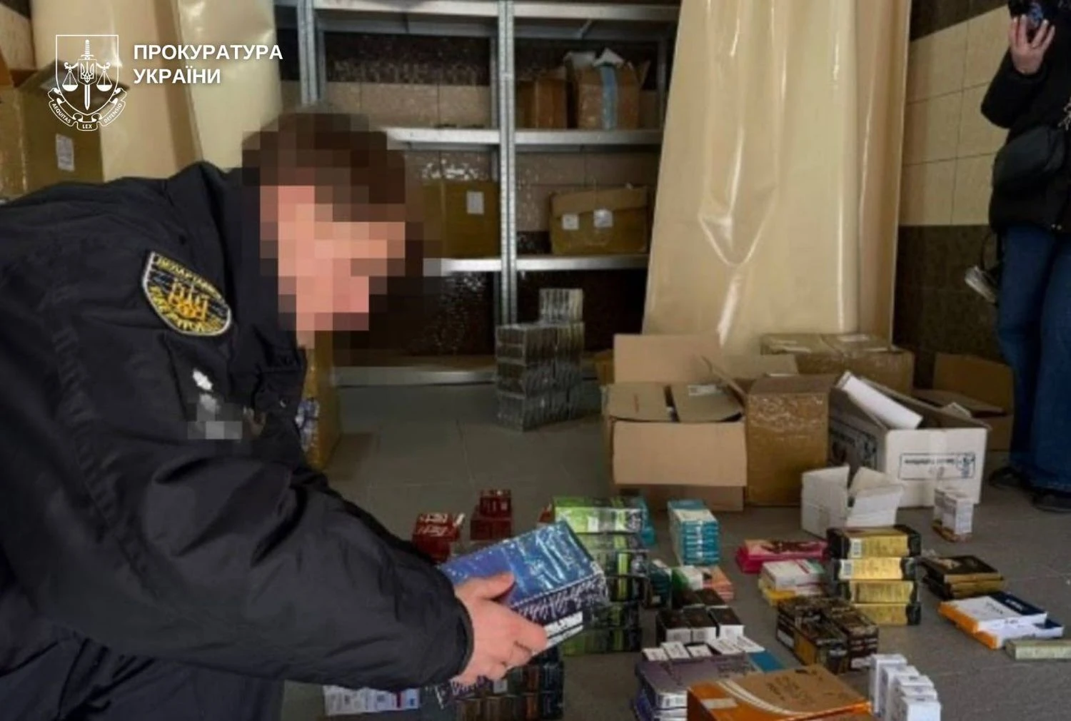A criminal group that smuggled and sold medicines online was exposed in Khmelnytskyi region