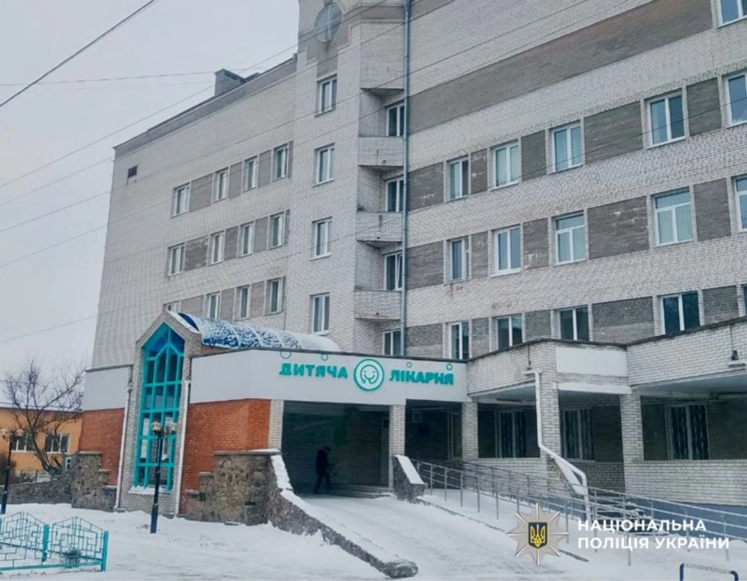 Mother and 4-year-old daughter in hospital: family poisoned by carbon monoxide near Kyiv