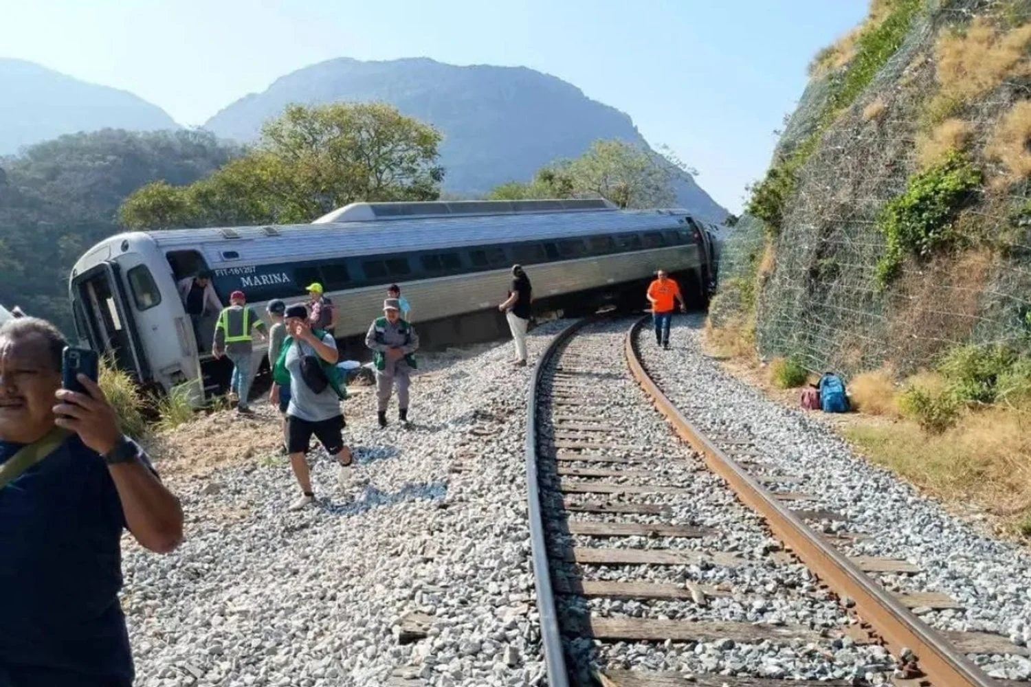 Train derailment in Mexico: death toll rises to 14