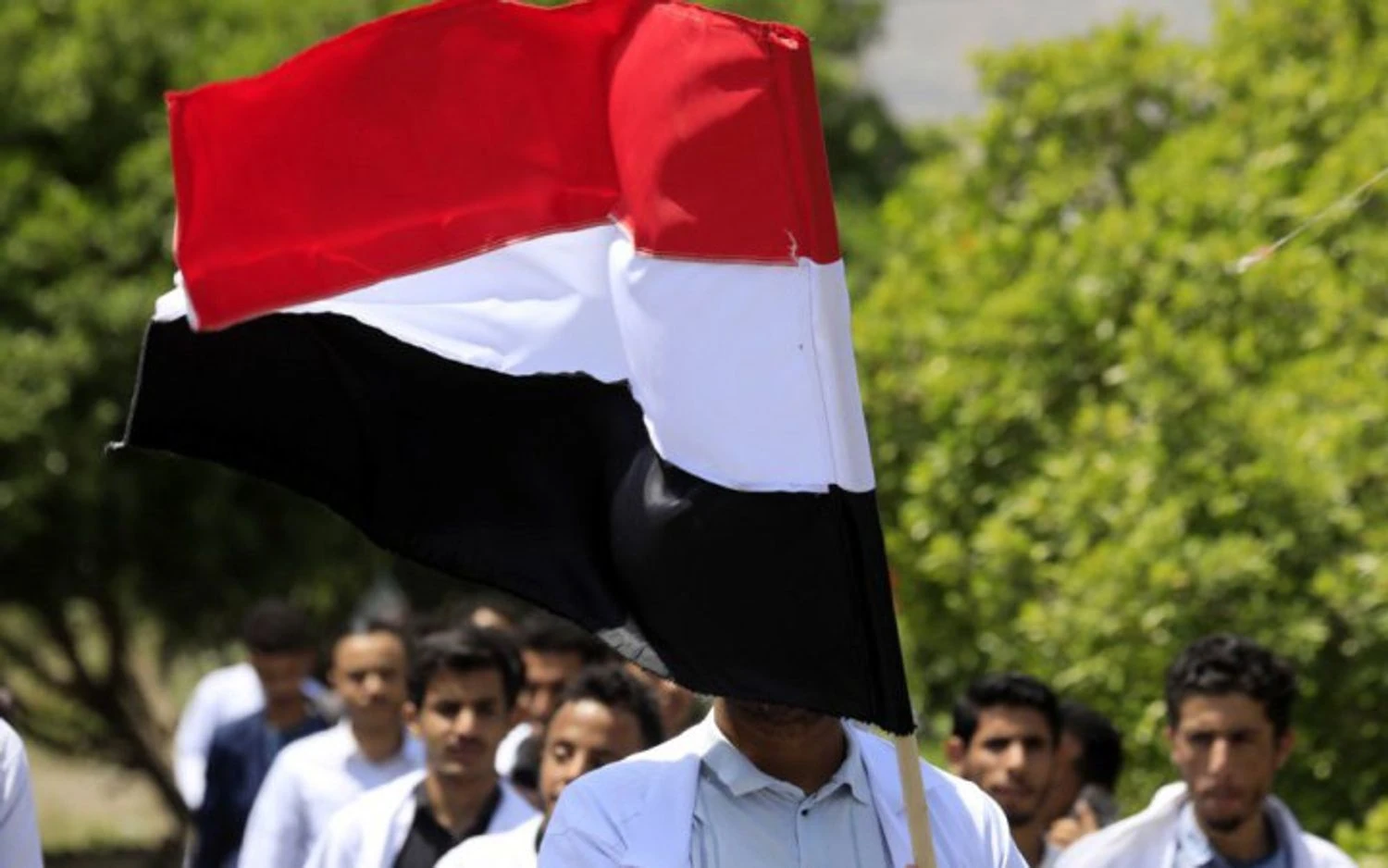 Yemen's southern separatists agreed to dialogue with Saudi Arabia after losing key positions