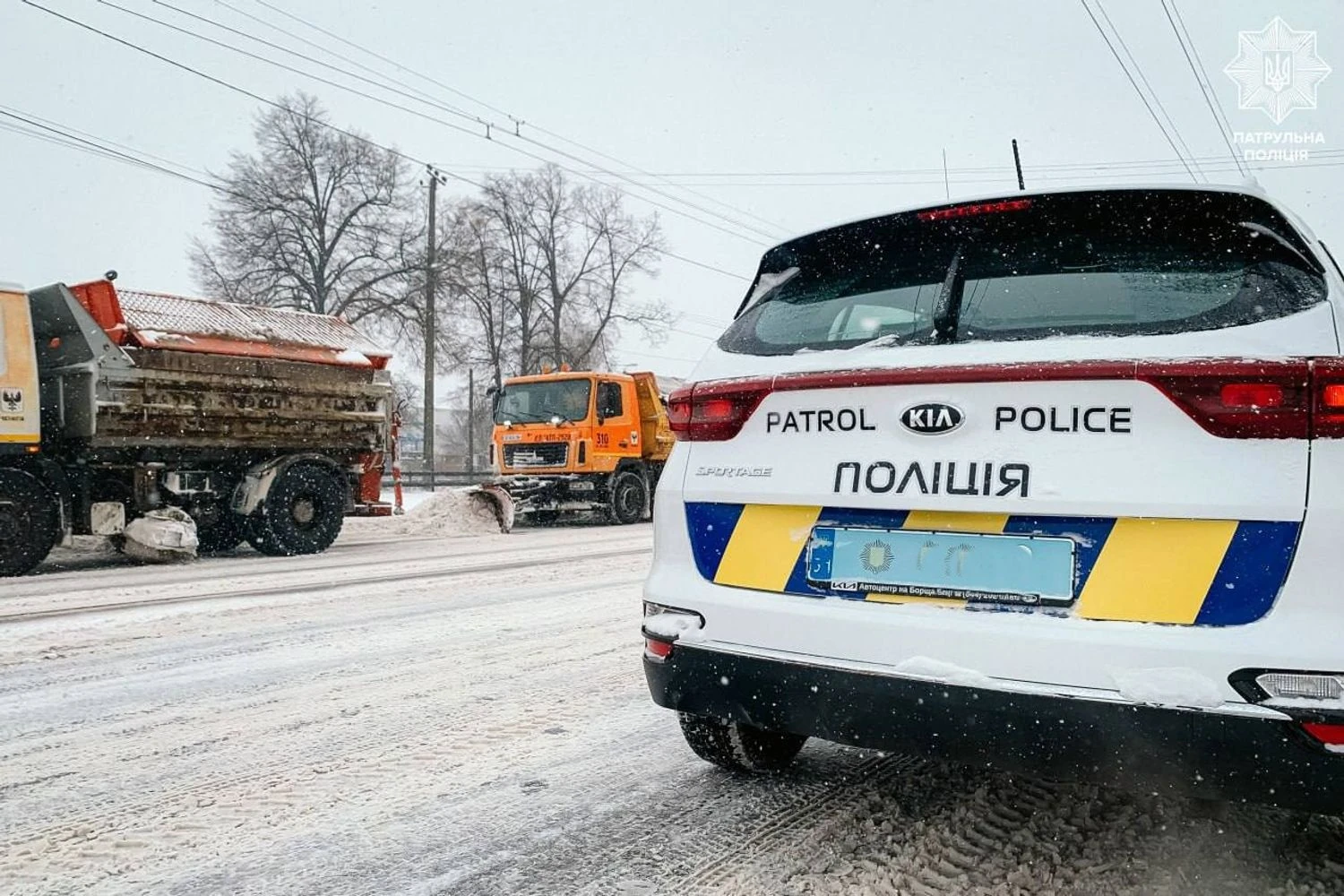 Due to winter bad weather, restrictions for trucks are still in effect in 5 regions, 899 road accidents in 24 hours - patrol officers