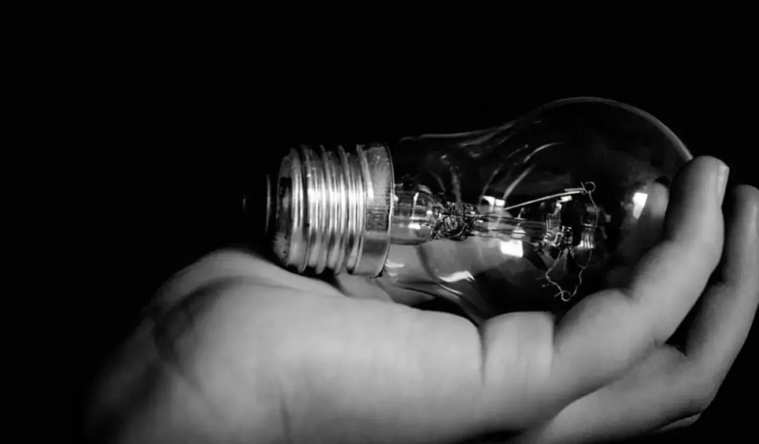 Emergency in Ukraine's energy sector: what it means for city residents