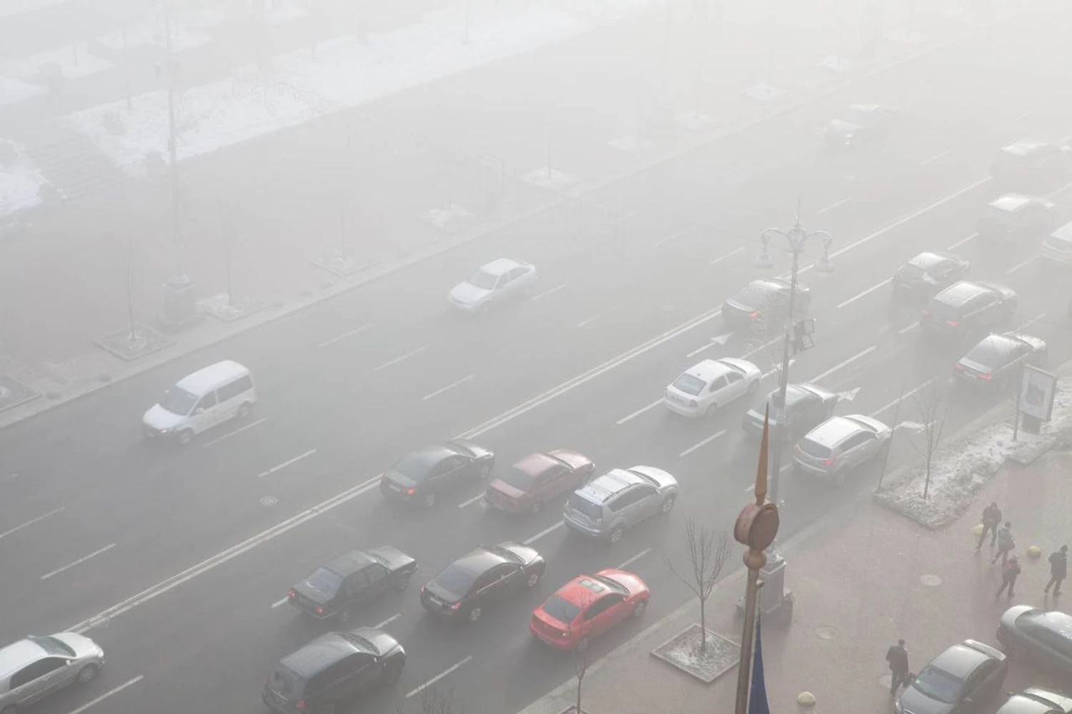 Air quality in one of Kyiv's districts may worsen due to a warehouse fire - KMDA