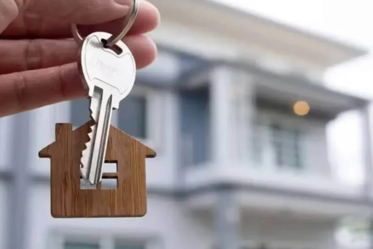 Klitschko's calls to leave Kyiv: what's happening with the housing rental market in the capital and region