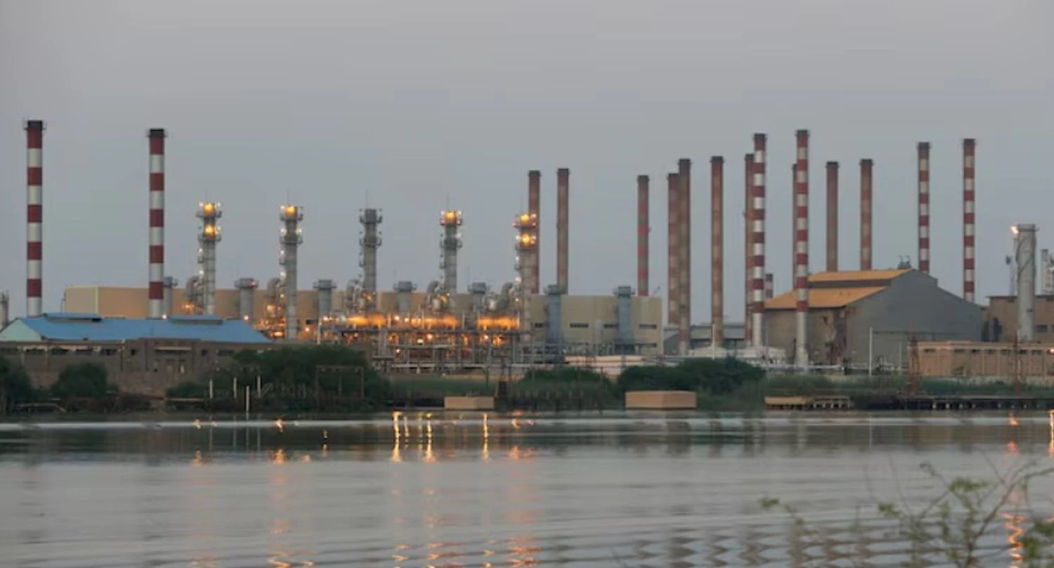 Oil prices soar 3% on US 'armada' and new sanctions against Iran