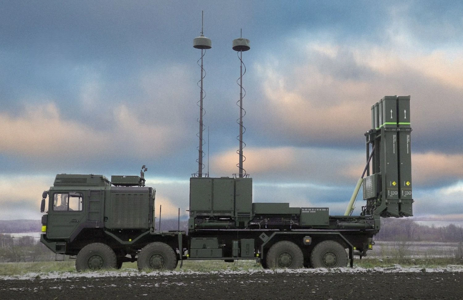 Ukraine ordered 18 IRIS-T systems from Germany - DW