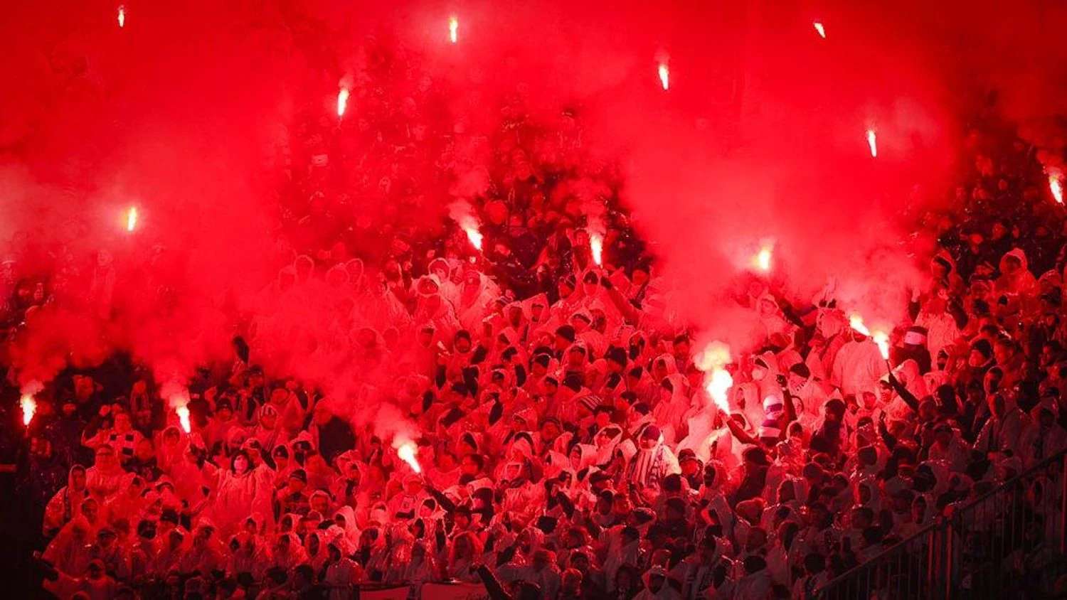 Football match in Germany ended in mass riots, over 60 police officers injured