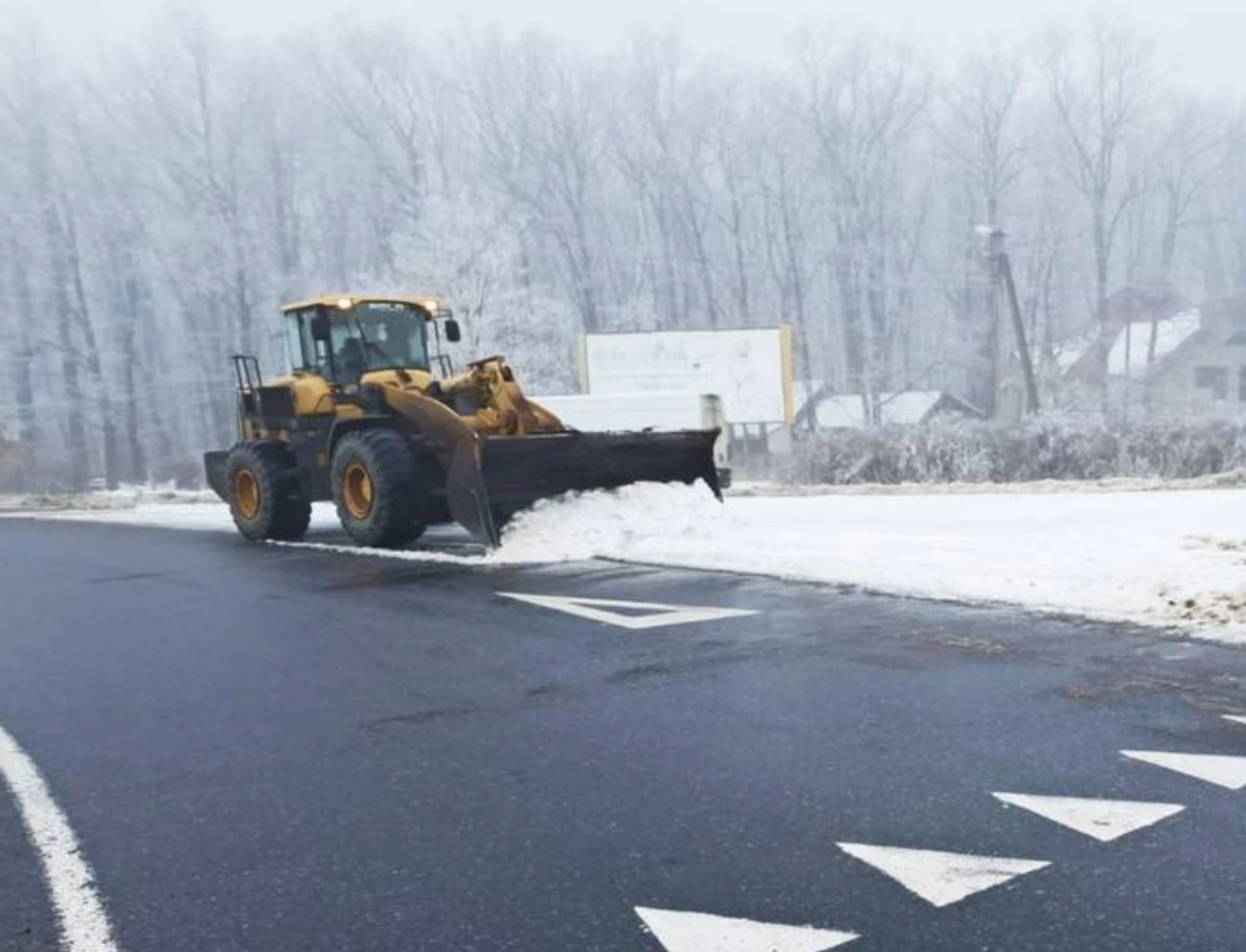 Truck traffic restricted in Sumy region due to bad weather: what drivers need to know