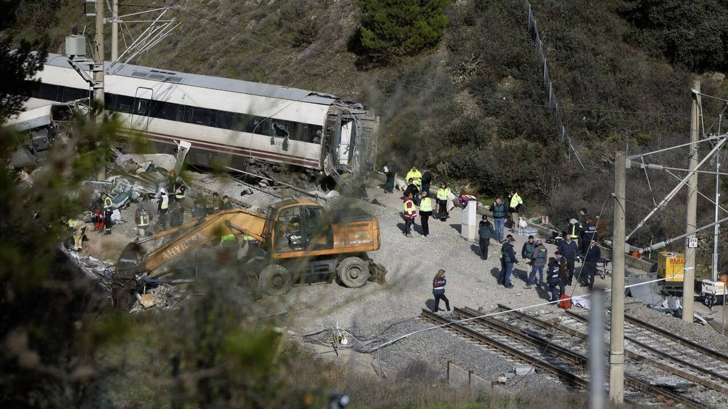 In Spain, train drivers began a three-day strike after fatal railway accidents