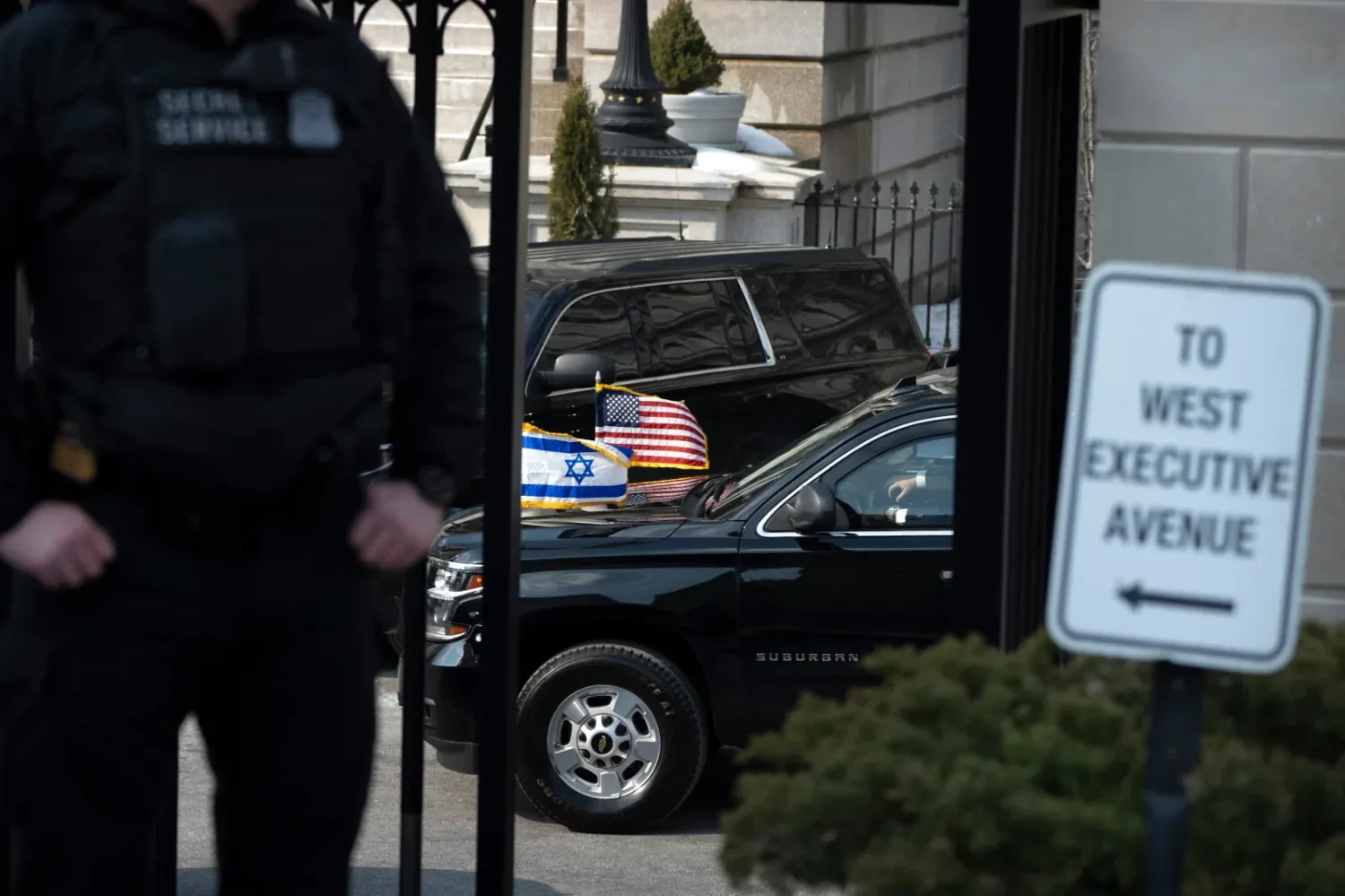 Israeli PM Netanyahu arrives at White House