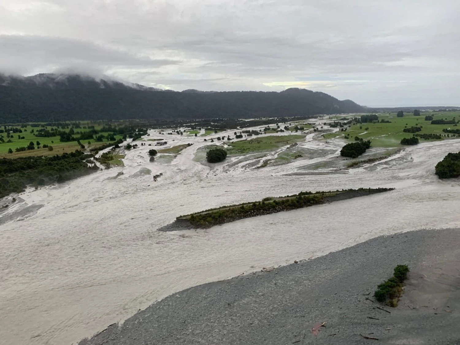 New Zealand braces for more downpours after deadly floods
