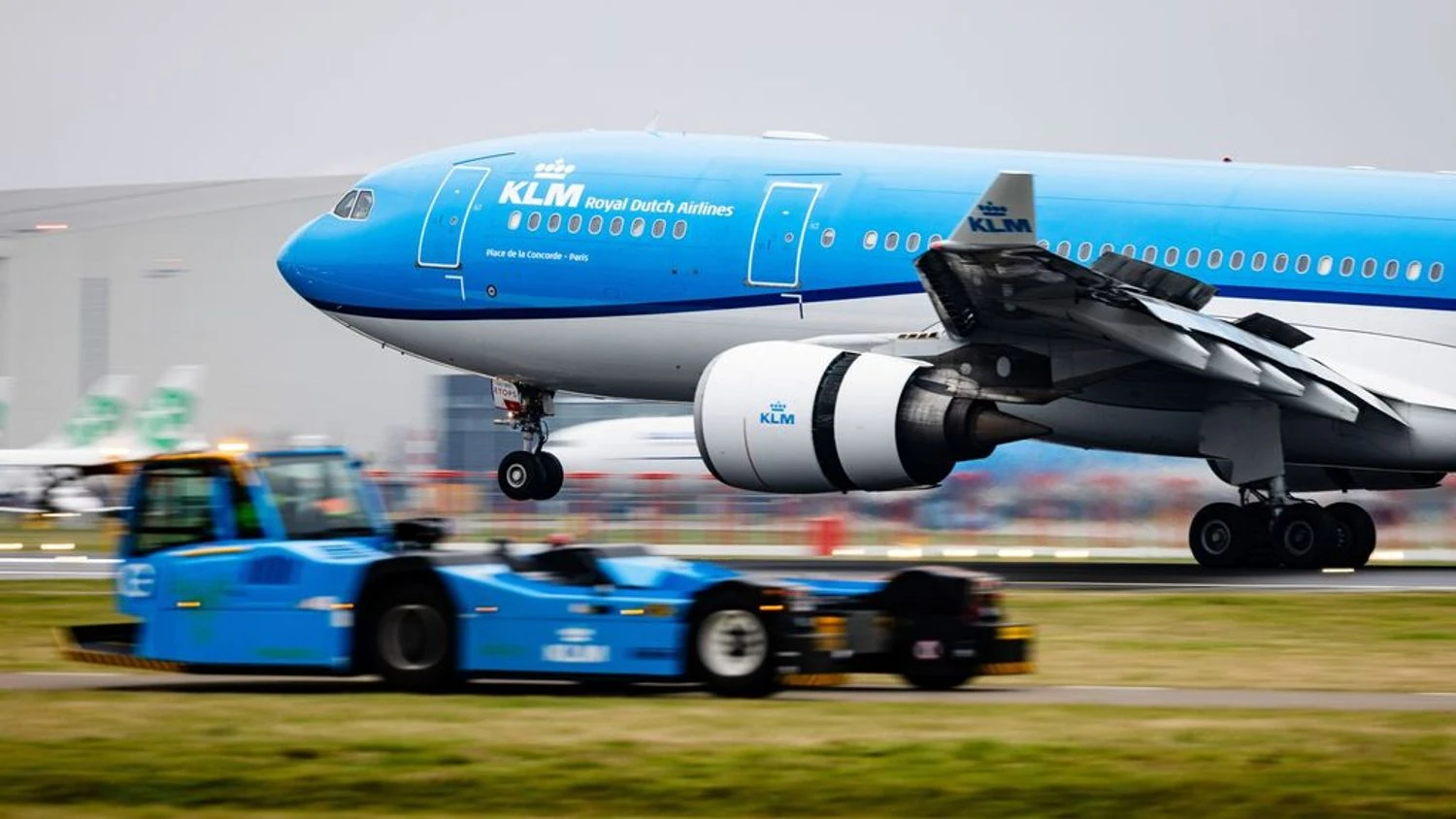 In the Netherlands, the largest airport canceled hundreds of flights due to bad weather
