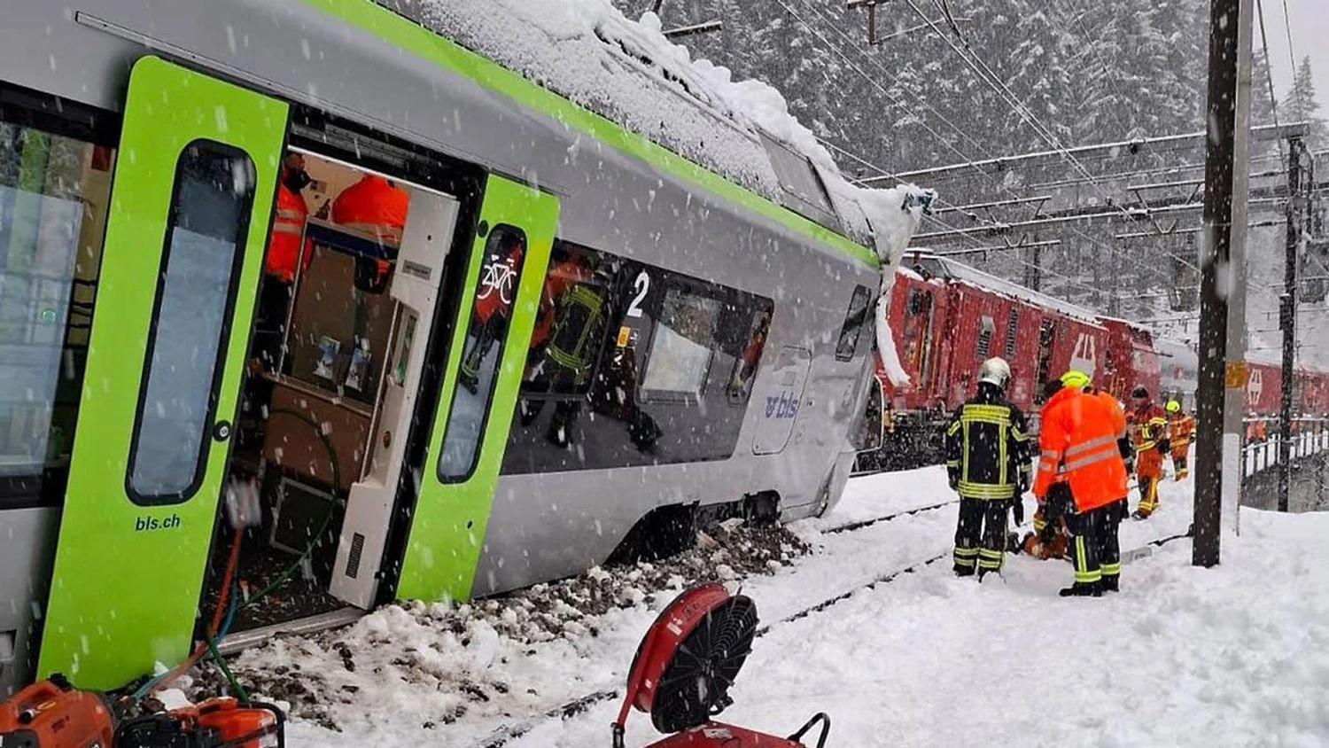 Train derails in Switzerland amid deadly Alpine avalanches