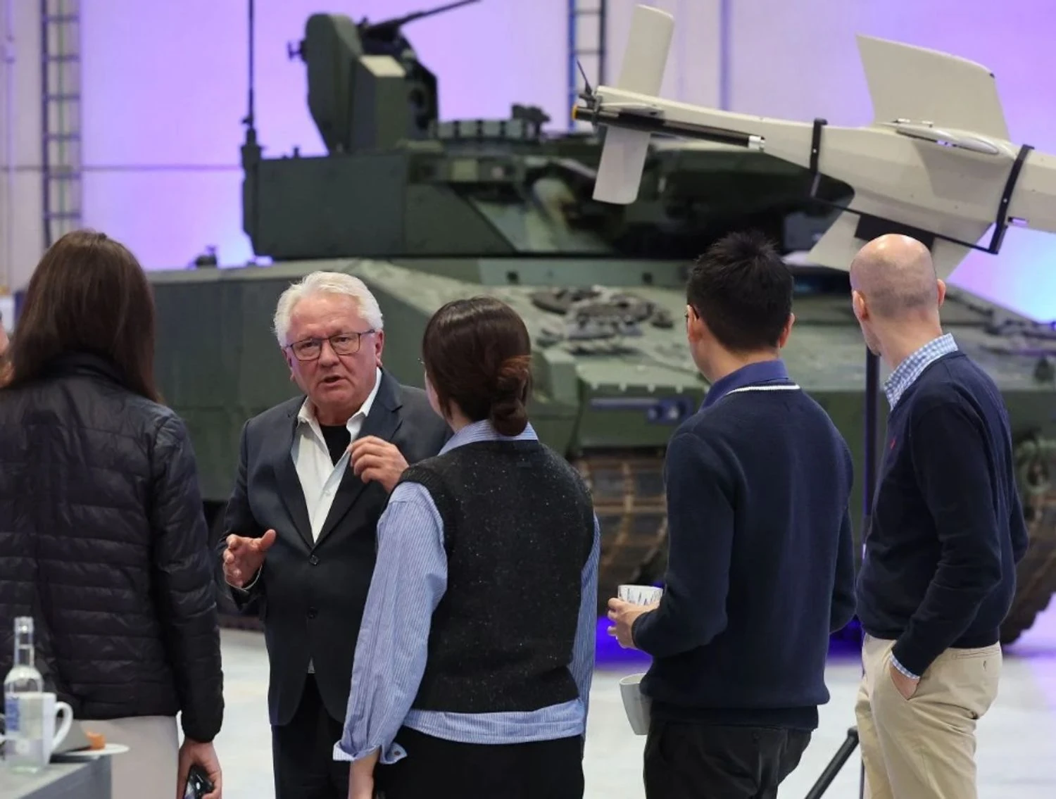 Rheinmetall CEO states critical lack of funds for increasing arms supplies to Ukraine