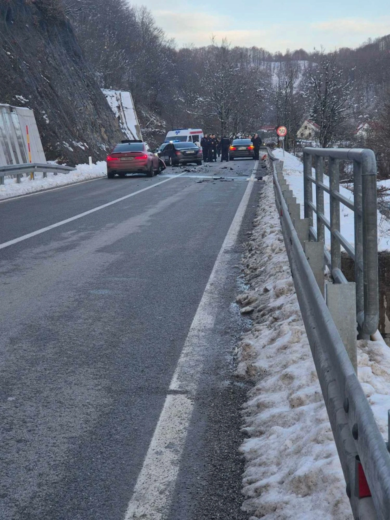 21-year-old Ukrainian in BMW crashes into Montenegrin PM's motorcade, injuries reported