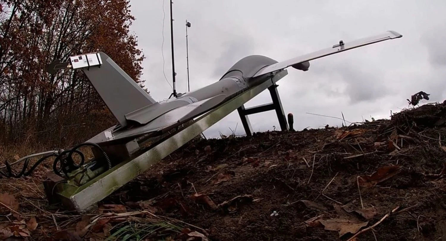 Russian forces are installing mesh modems on Molniya attack drones to create a unified control network