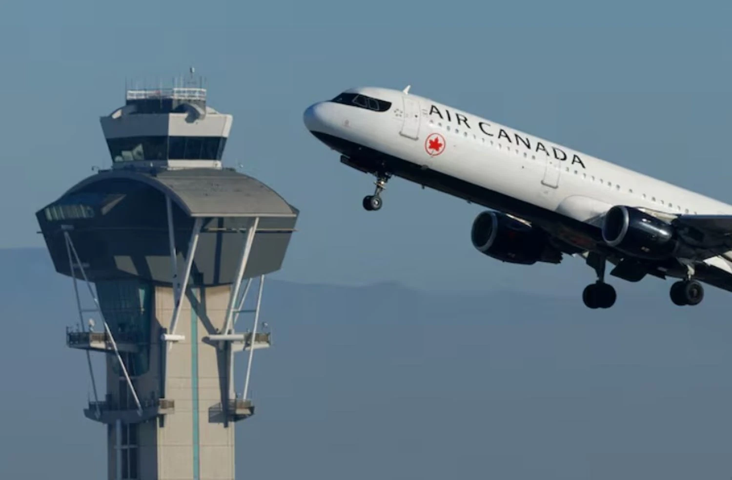 Air Canada has suspended flights to the Mexican resort of Puerto Vallarta due to the deteriorating security situation