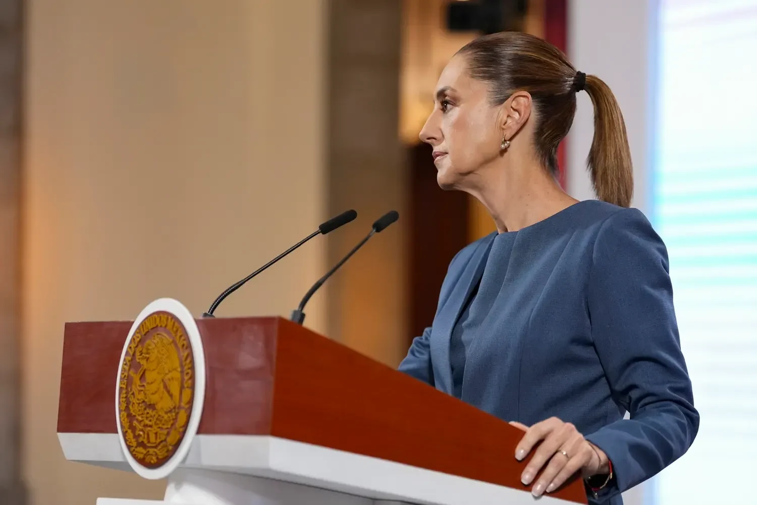 Mexican President assures "no risk" to 2026 World Cup after riots over drug cartel leader's death