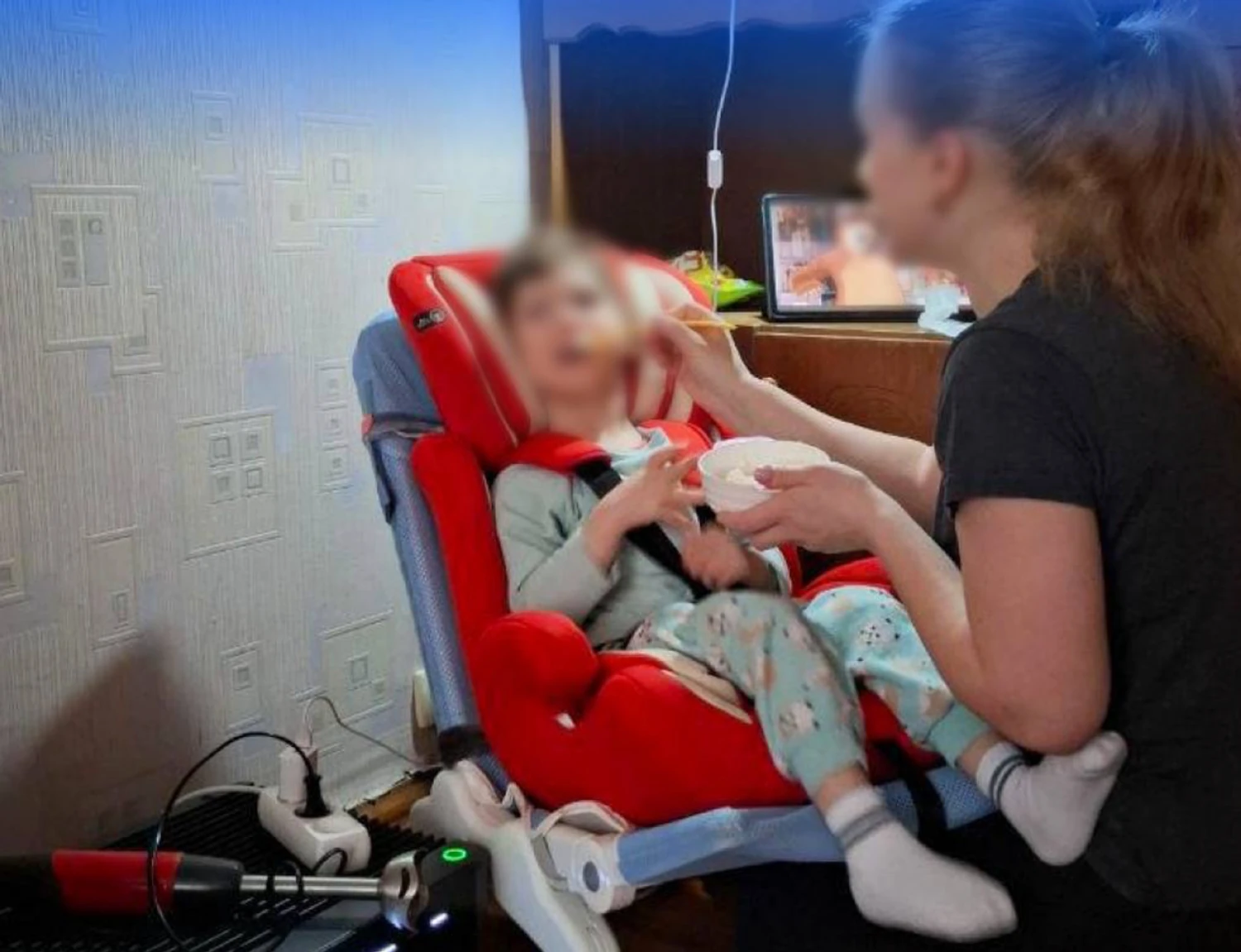 Ukrainian families with children with disabilities will receive portable charging stations