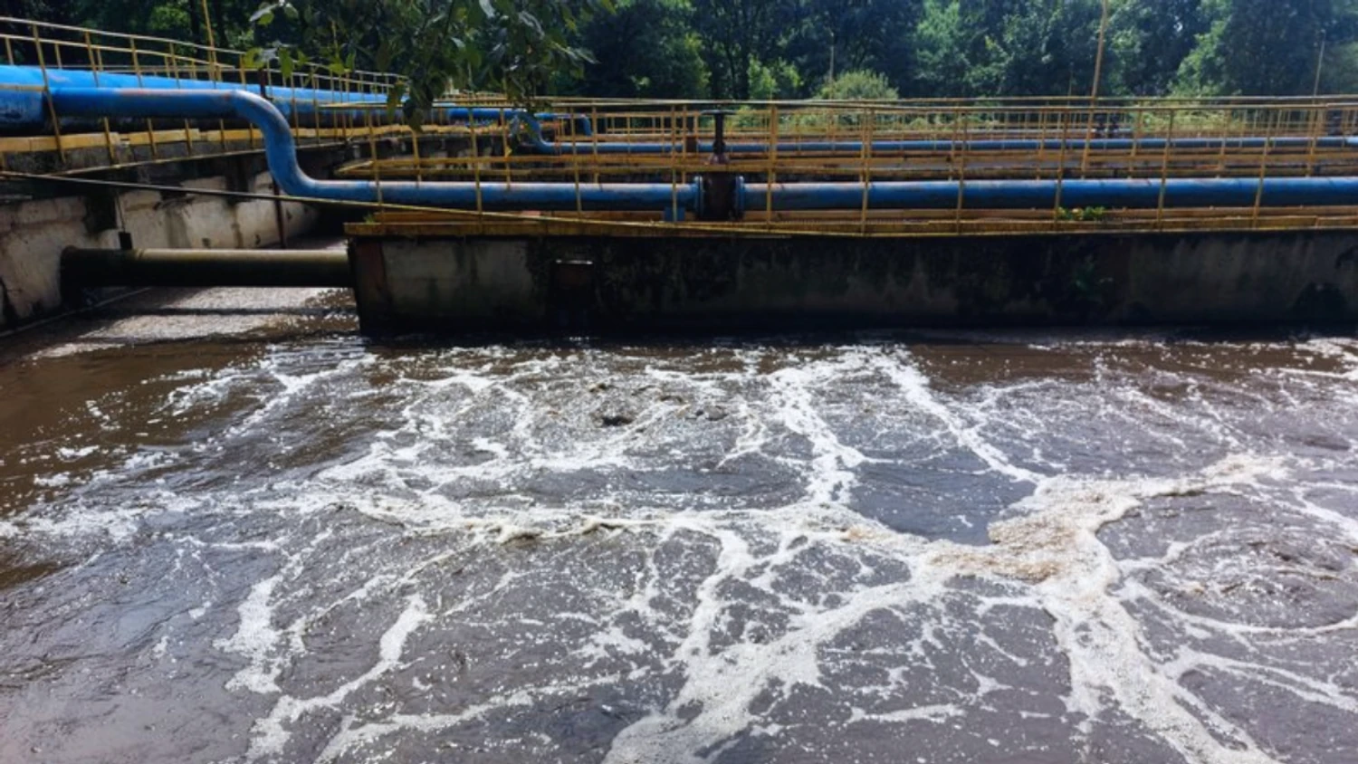 Attacks on water supply systems: can Russians leave Ukraine without water?