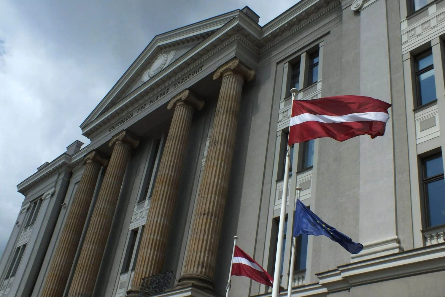 Latvia becomes the first country in the world to recognize Ukrainian electronic signatures - Ministry of Digital Transformation