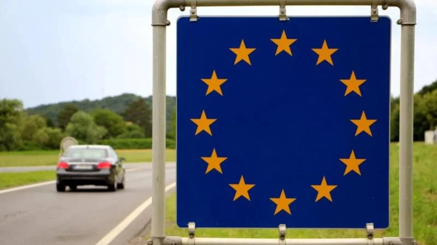 EU may restrict entry for Russian military – France and Italy secured a softening of the proposal
