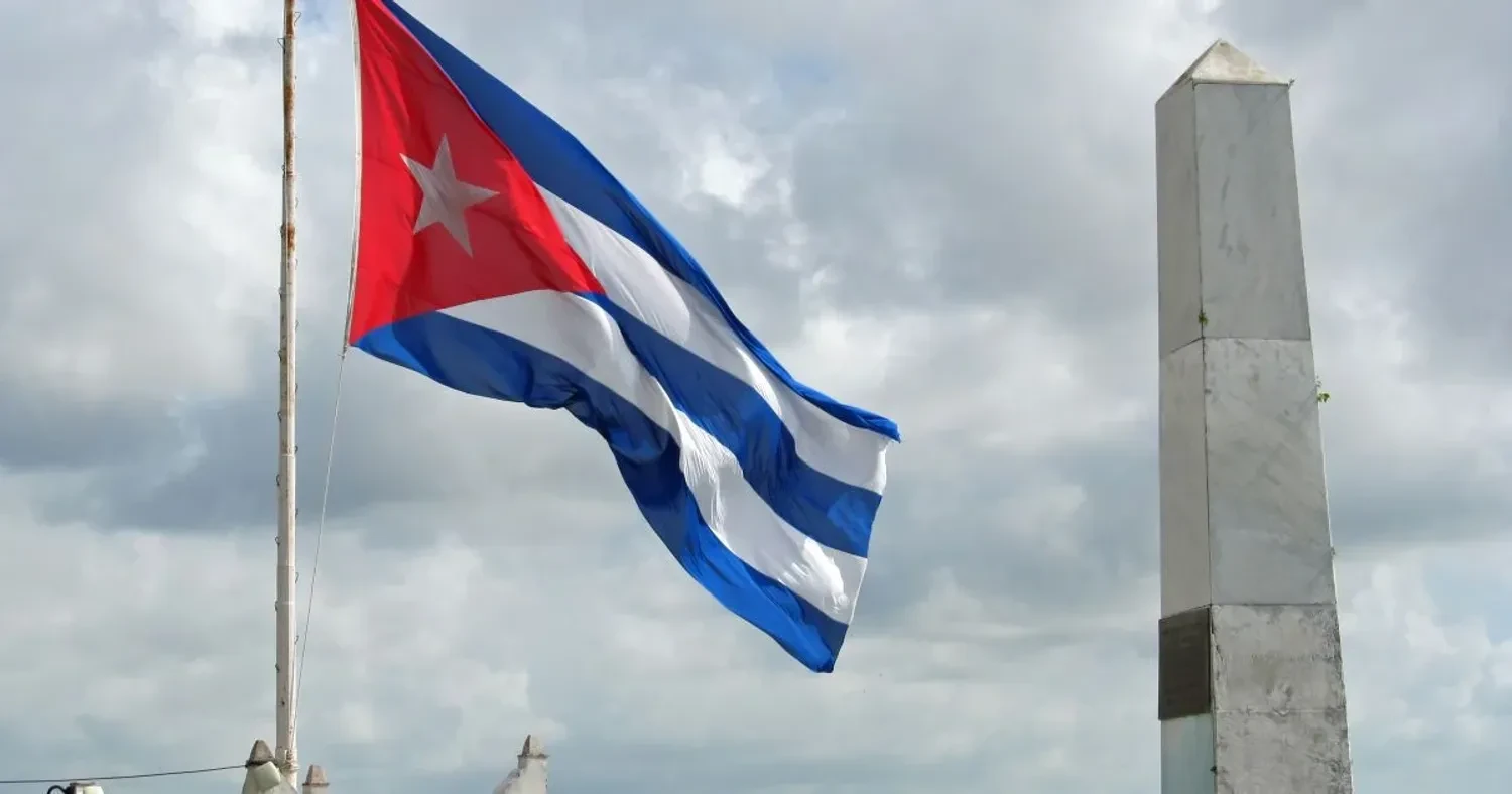 Trump says Cuba will 'fall soon'