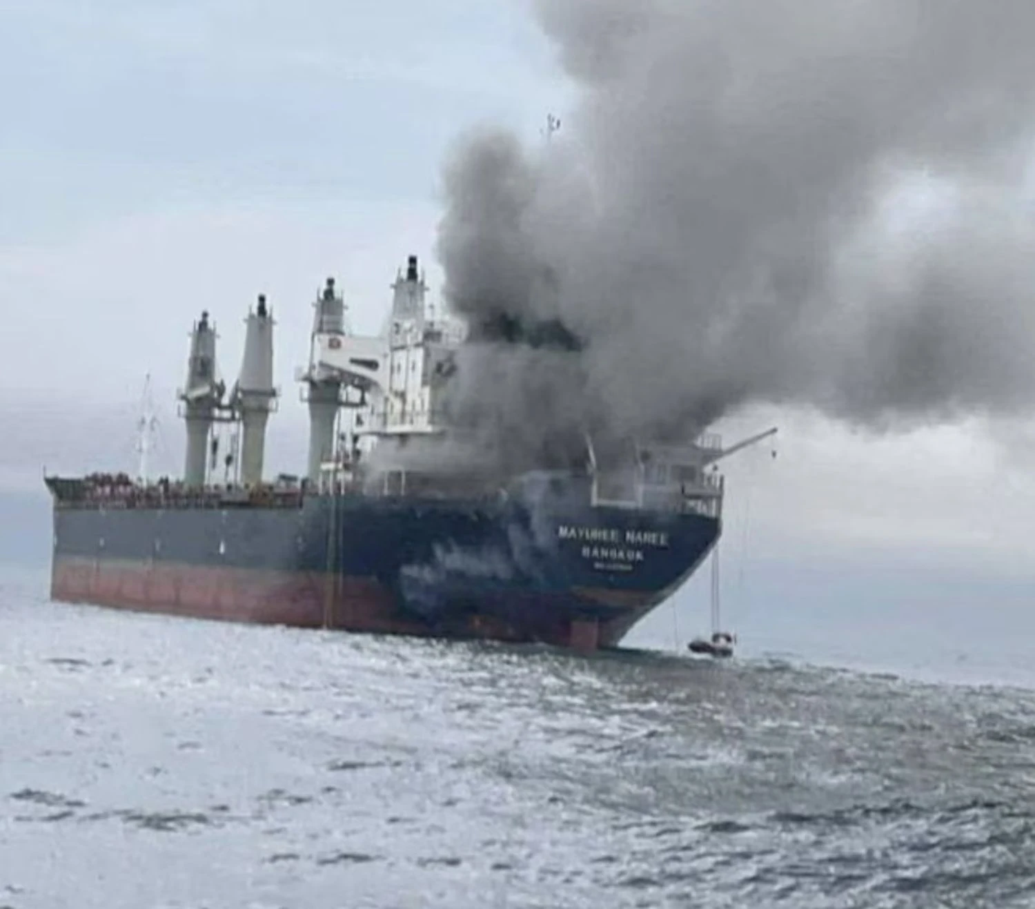 Six ships attacked in the Persian Gulf and Strait of Hormuz, one sailor killed