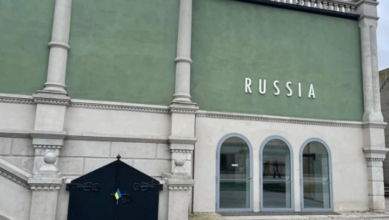 Ministers from 22 countries opposed Russia's participation in the Venice Biennale