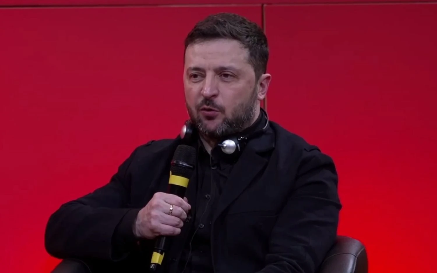 Zelenskyy met with students of French universities in Paris