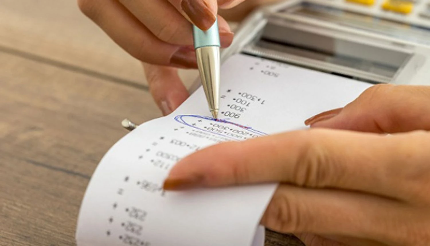 Fake receipts instead of real ones - tax officials exposed a scheme in a retail meat chain