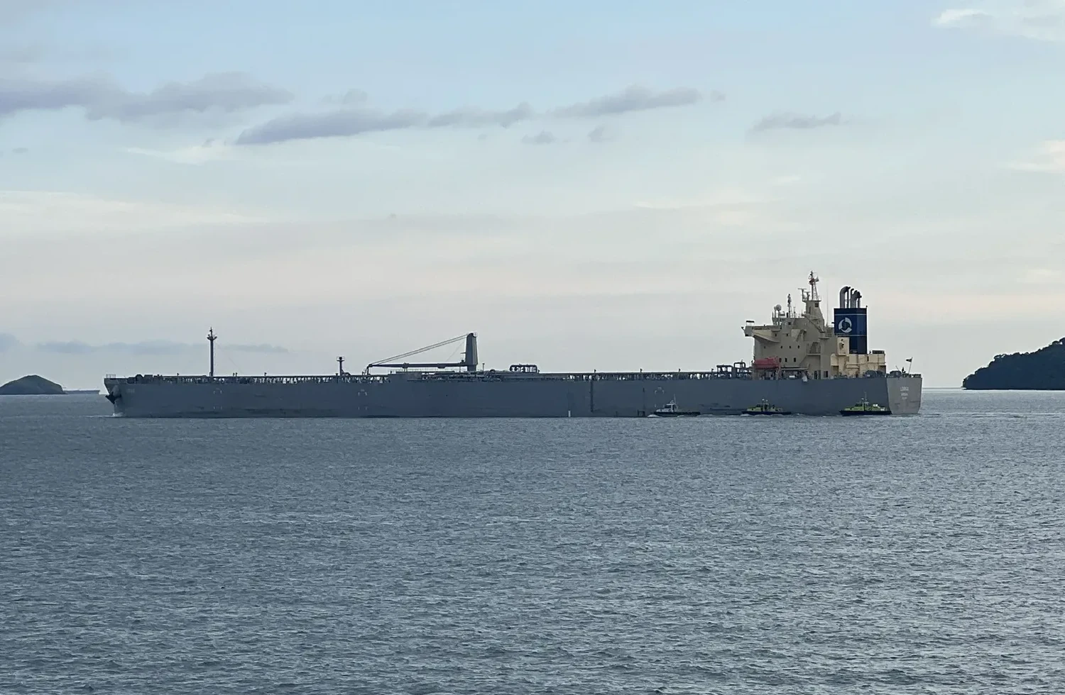 Saudi oil tanker passes through Strait of Hormuz, heading to Pakistan - Bloomberg